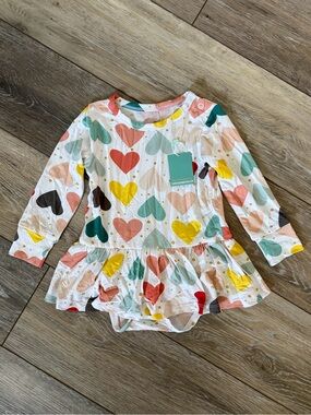 Gigi & Max Bamboo Heart Print Long Sleeve Baby Dress Bodysuit 12 Months NWT